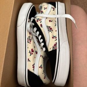Floral Canvas Women's Sneakers